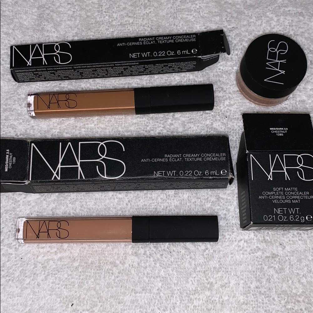 Makeup - Picture 5 of 5